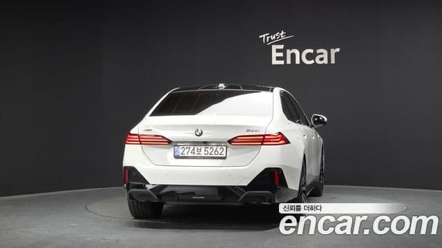 BMW 5시리즈 (G60) 530i xDrive M Sport, 2024 4