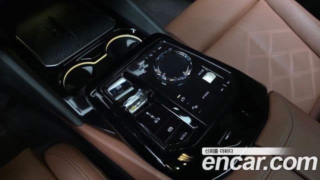 BMW 5시리즈 (G60) 530i xDrive M Sport, 2024 9