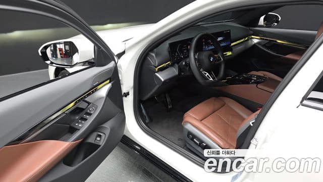 BMW 5시리즈 (G60) 530i xDrive M Sport, 2024 10