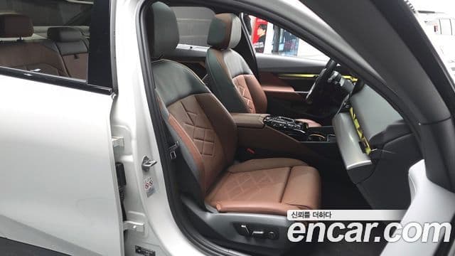 BMW 5시리즈 (G60) 530i xDrive M Sport, 2024 12