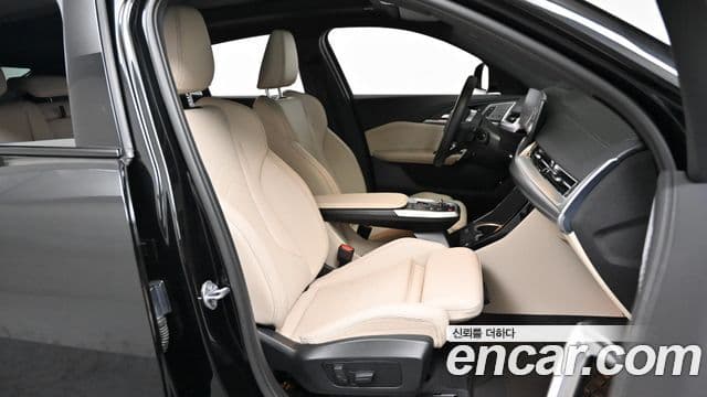 BMW iX2 (U10) eDrive 20 M Sport, 2024 10