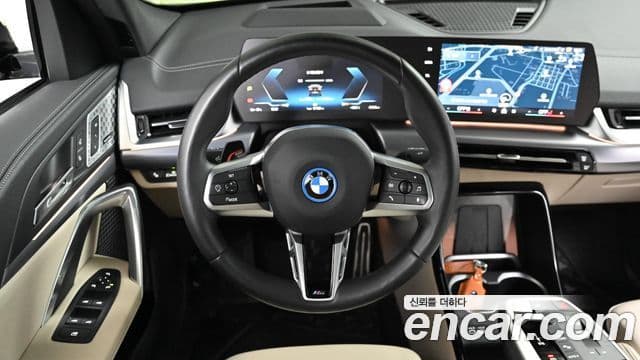 BMW iX2 (U10) eDrive 20 M Sport, 2024 13