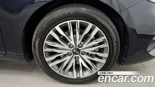 Kia K7 Premier Noblesse, 2021 все фото