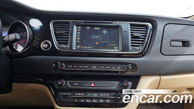 Kia All New Carnival President, 2016 14