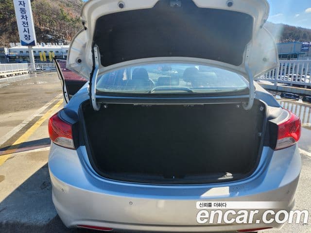 Hyundai Avante MD M16 GDI Blue Saver, 2012 6