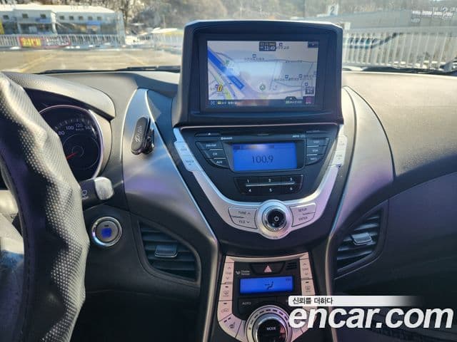 Hyundai Avante MD M16 GDI Blue Saver, 2012 11