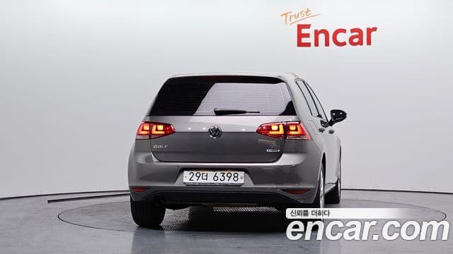 Volkswagen Гольф 7세대, 2015 4