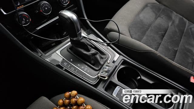 Volkswagen Гольф 7세대, 2015 9