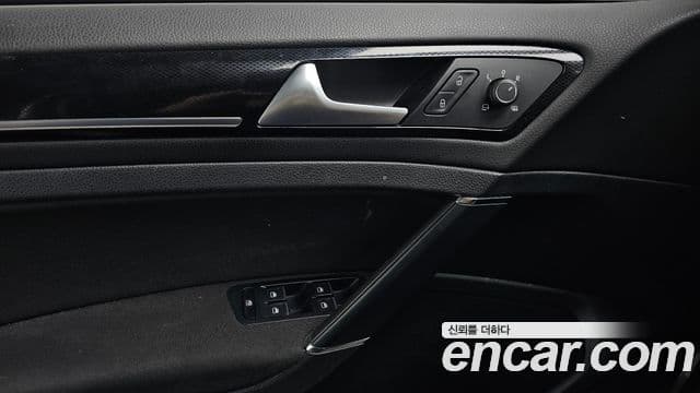 Volkswagen Гольф 7세대, 2015 15