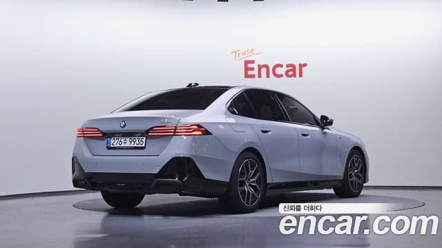 BMW 5시리즈 (G60) 520i M Sport, 2025 2