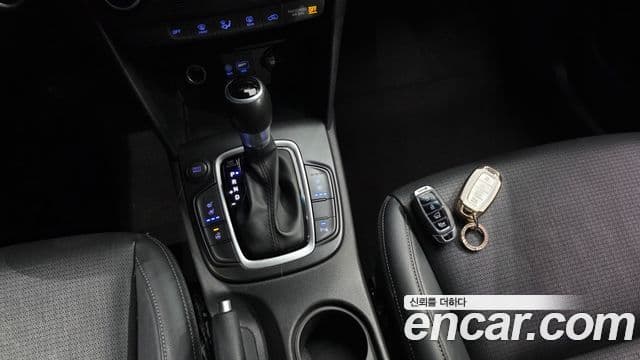 Hyundai Kona Modern Art, 2018 9