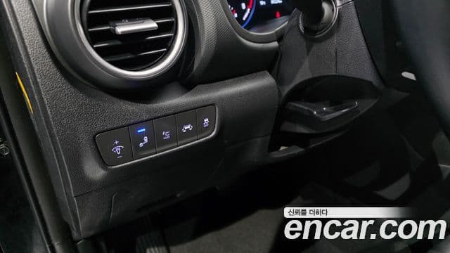 Hyundai Kona Modern Art, 2018 14