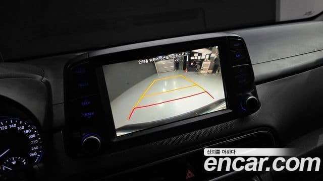 Hyundai Kona Modern Art, 2018 15