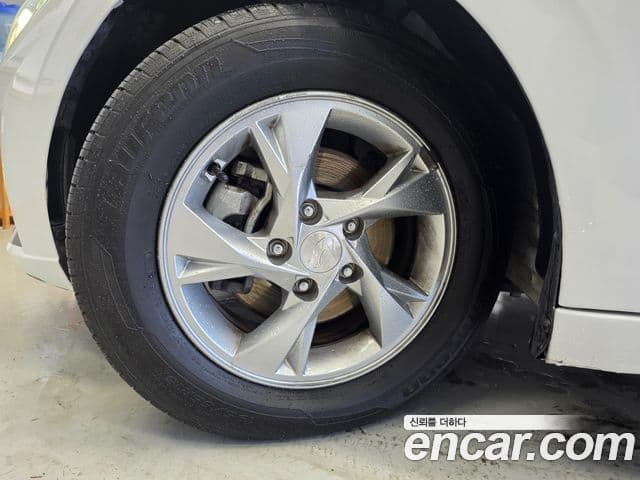 Hyundai Avante (CN7) Smart, 2021 все фото