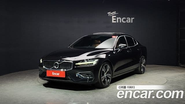 Volvo S60 3세대 B5 Inscription, 2022 1