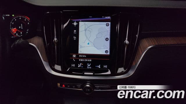 Volvo S60 3세대 B5 Inscription, 2022 14