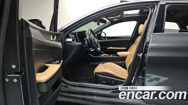 Kia K5 3세대 Prestige, 2021 10