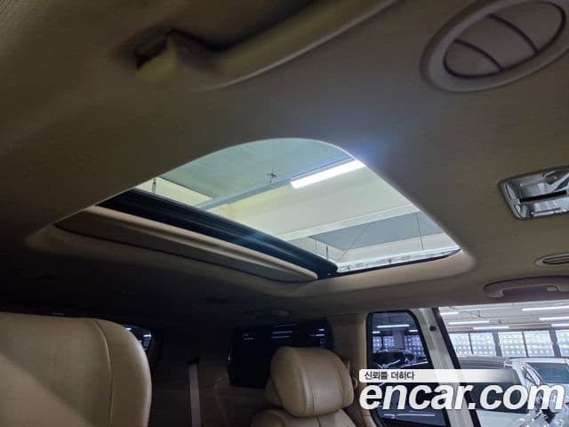 Kia All New Carnival VIP, 2016 16