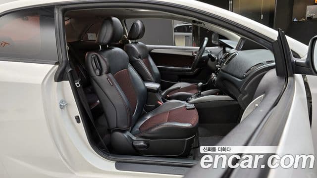 Kia Forte купе Prestige, 2011 10