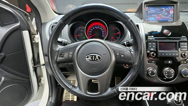 Kia Forte купе Prestige, 2011 13