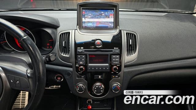 Kia Forte купе Prestige, 2011 14