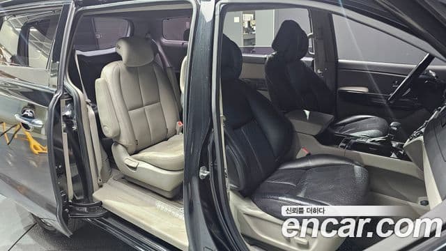 Kia All New Carnival Noblesse, 2017 11