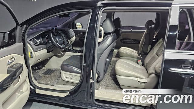 Kia All New Carnival Noblesse, 2017 12