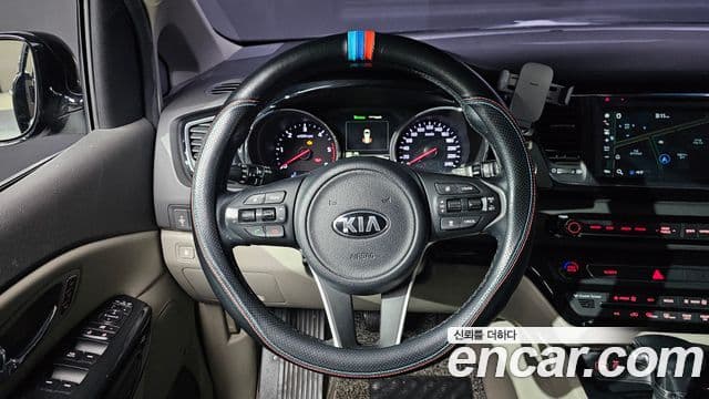 Kia All New Carnival Noblesse, 2017 13