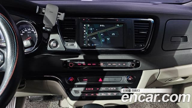 Kia All New Carnival Noblesse, 2017 14