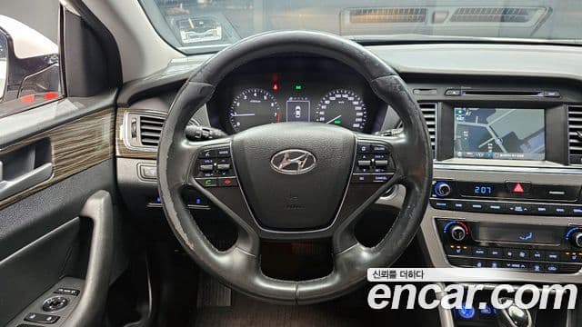 Hyundai LF Sonata 2.0 Smart, 2015 13