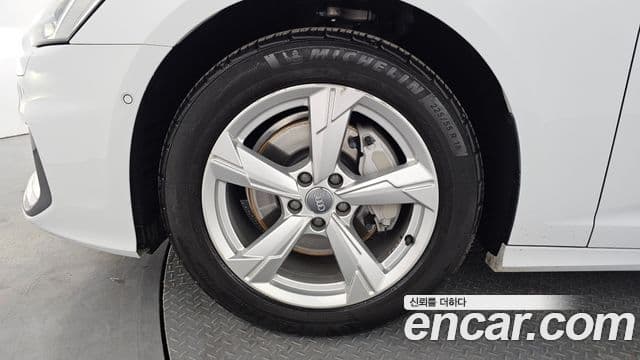 Audi A6 (C8), 2020 все фото