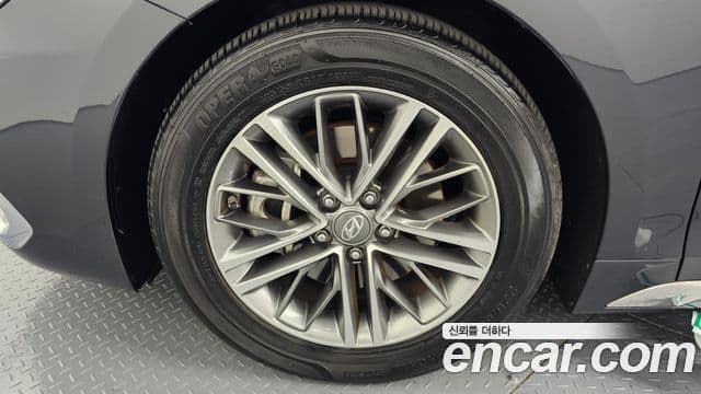 Hyundai Grandeur IG Premium, 2018 все фото