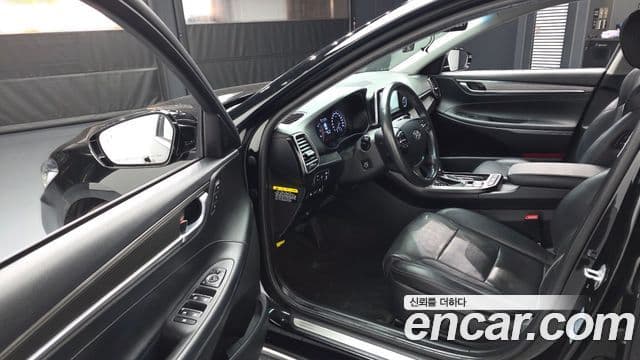 Hyundai Grandeur IG Exclusive, 2017 10