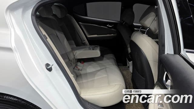 Genesis The / новый New G70, 2021 12