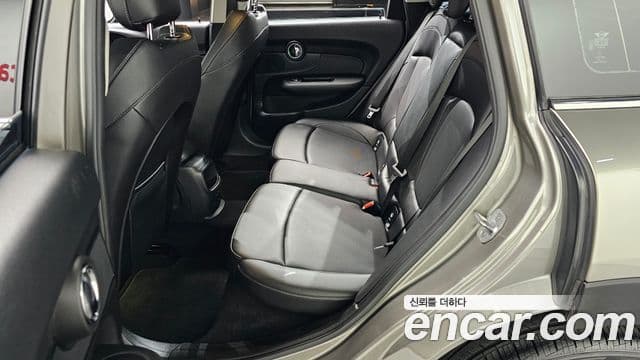 Mini Cooper 클럽맨 2세대, 2018 12