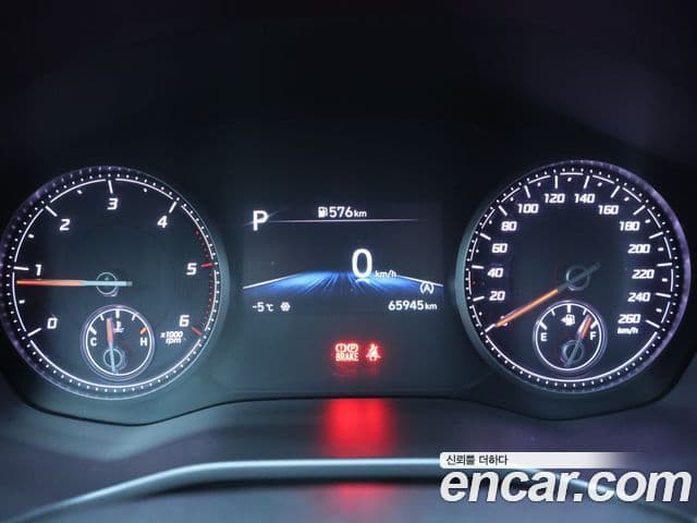 Hyundai The / новый New Santa Fe Exclusive, 2023 9