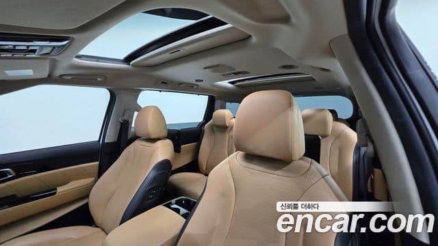 Kia Carnival 4세대 Signature, 2022 11