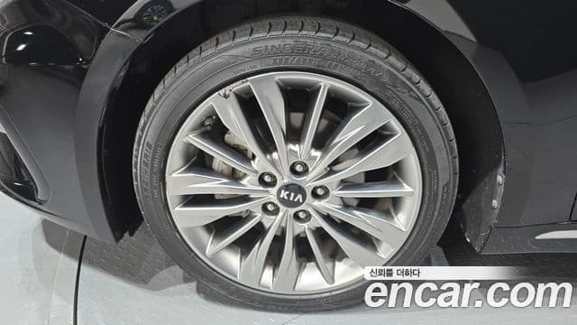 Kia The / новый New K5 2세대 Prestige, 2019 все фото