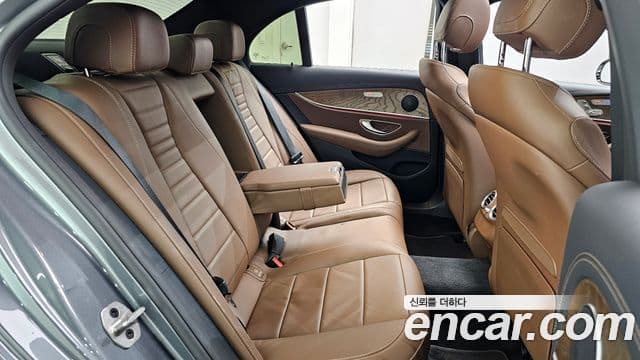 Mercedes-Benz E-класс W213 Exclusive, 2021 12