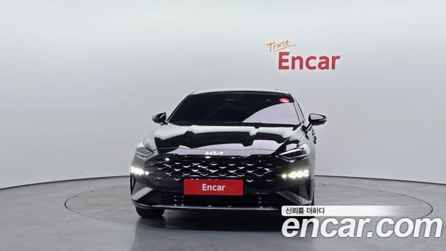 Kia K8 гибрид Signature, 2024 3