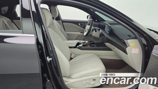 Kia K8 гибрид Signature, 2024 11