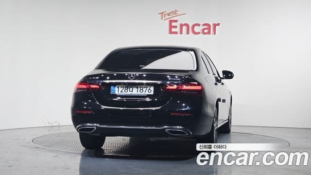 Mercedes-Benz E-класс W213 Avantgarde, 2021 4