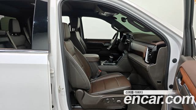 GMC 시에라 드날리-X, 2023 11
