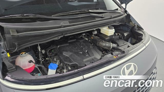 Hyundai Staria Modern, 2025 6