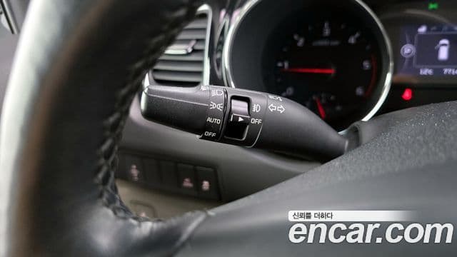 Kia All New Carnival VIP, 2016 18