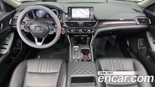 Honda Accord 10세대 2.0 гибрид Туринг (Touring), 2019 7