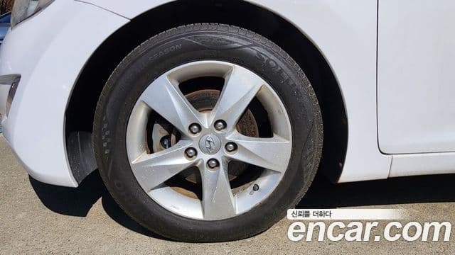 Hyundai Avante MD Luxury, 2013 все фото