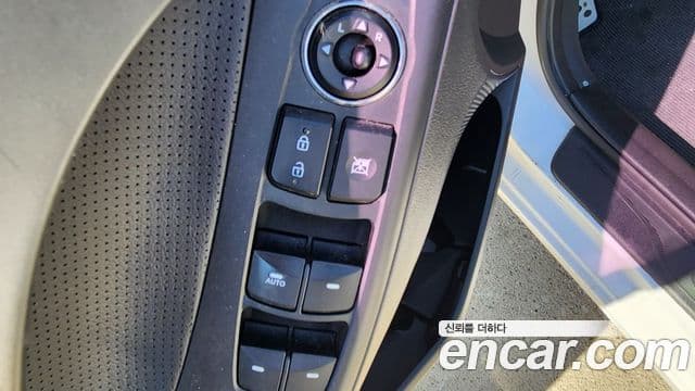 Hyundai Avante MD Luxury, 2013 12