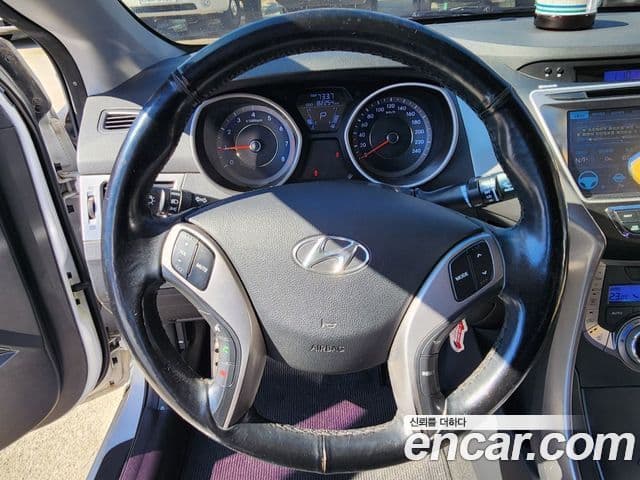 Hyundai Avante MD Luxury, 2013 20