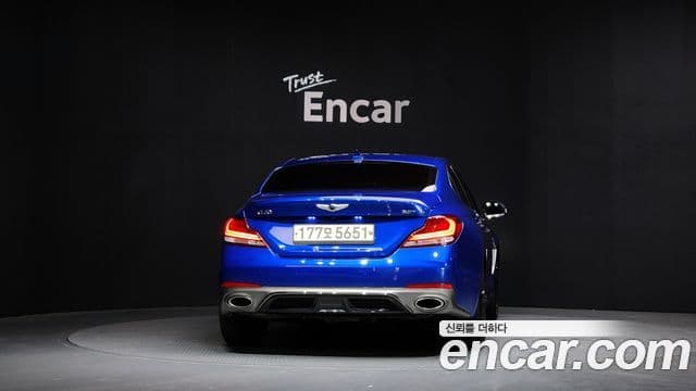 Genesis G70 Elite, 2019 4